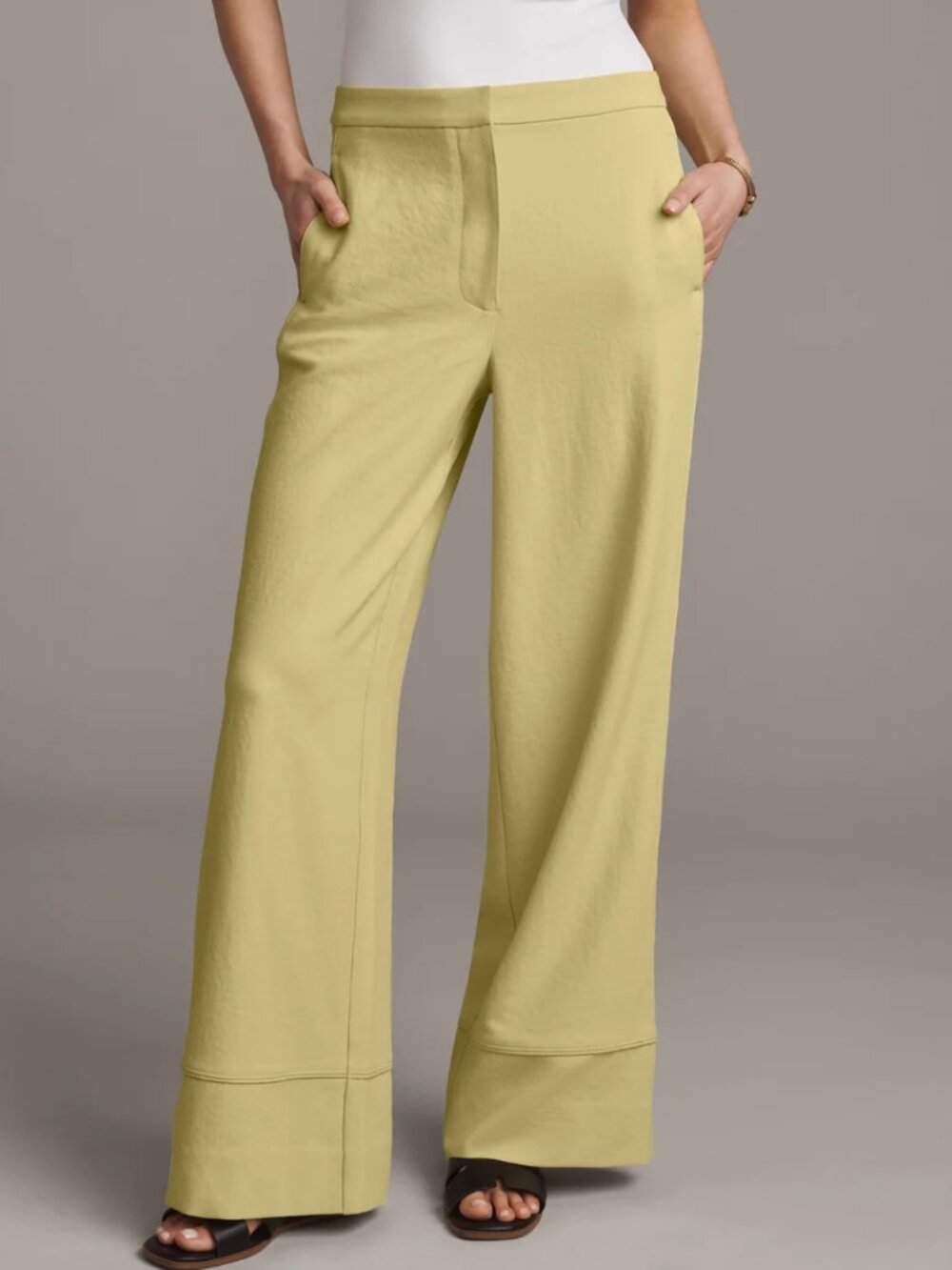 Rhone Horizon Trousers Women's Wide-Leg Pants in Chartreuse size 4 NWT